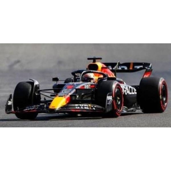 スパーク 1/12 レッドブル RB18 No.1 オラクル・レッドブルレーシング 2022 F1 ベルギーGP ウィナー M.フェルスタッペン 12S036