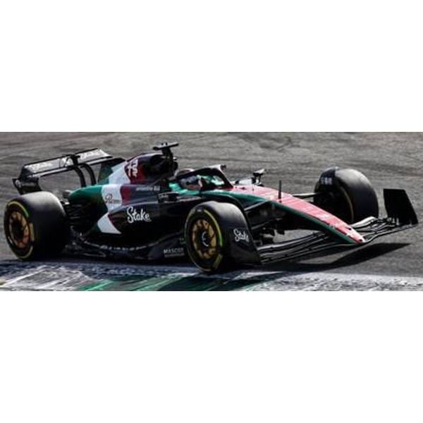 スパーク 1/18 アルファロメオ C43 No.77 2023 F1 イタリアGP 10位 V.ボッタス