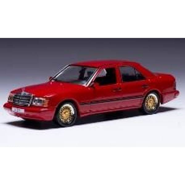 イクソ 1/43 メルセデス・ベンツ 300E W124 1984 レッド