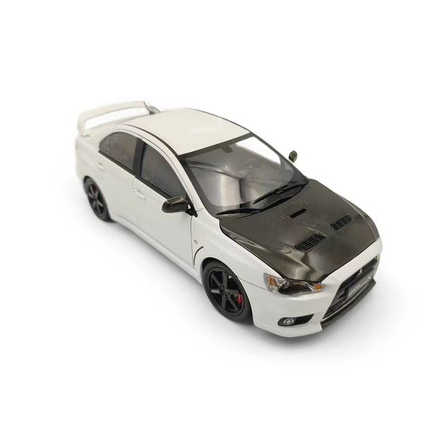 VIATMODEL 1/18 ミツビシ ランサーエボリューションX with RAYS VOLK レーシング TE37 カーボンフード ホワイト