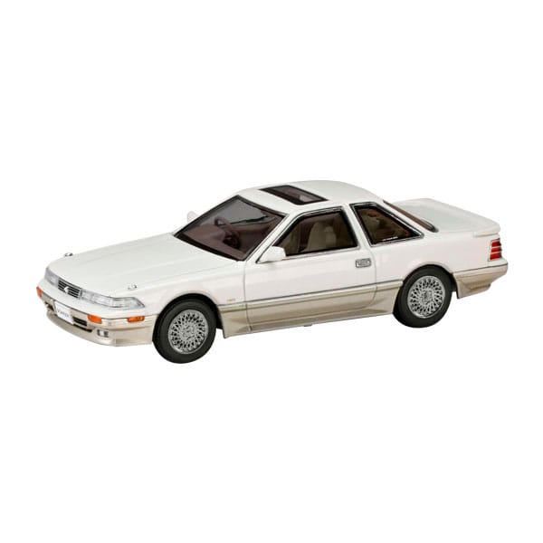 ホビージャパン 1/43 トヨタ ソアラ3000 TWINCAM24 GT-LIMITED AIR SUSPENSION MZ21 クリスタルホワイトトーニングII