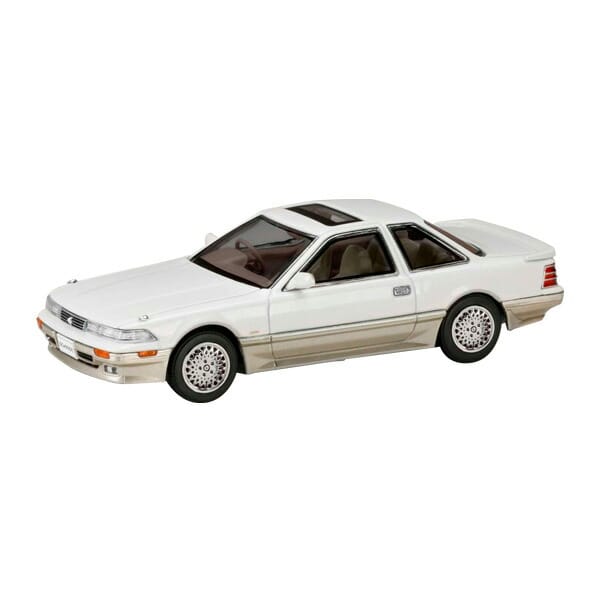 ホビージャパン 1/43 トヨタ ソアラ 3000 TWINCAM 24 GT-LIMITED MZ20 1988 クリスタルホワイトトーニング II