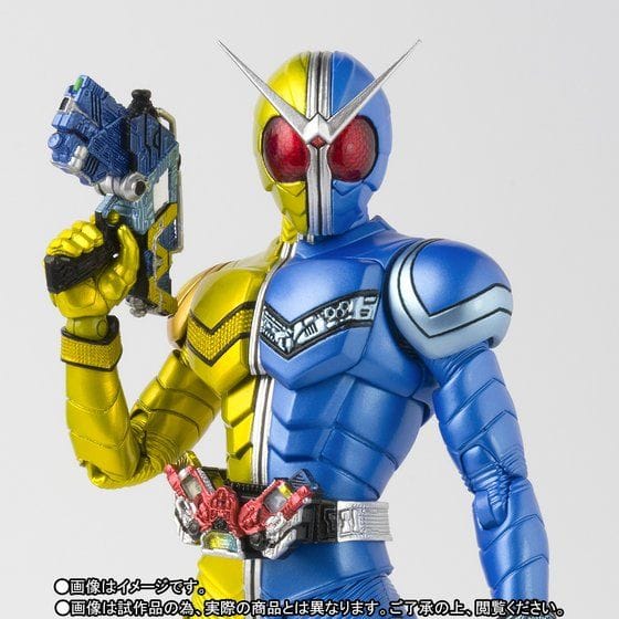 【先着販売】S.H.Figuarts(真骨彫製法) 仮面ライダーW ルナトリガー