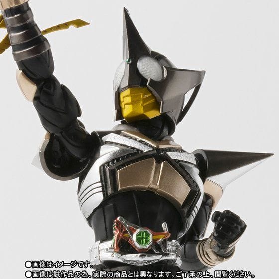 【先着販売】S.H.Figuarts(真骨彫製法) 仮面ライダーパンチホッパー