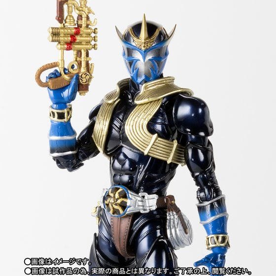 【先着販売】S.H.Figuarts(真骨彫製法) 仮面ライダー威吹鬼