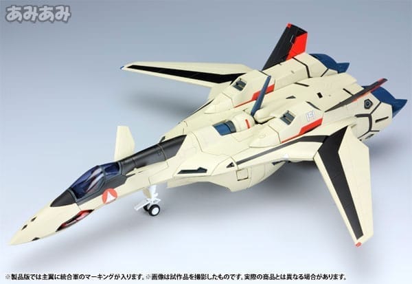 マクロスプラス 1/60 完全変形 YF-19 with ファストパック(再販)