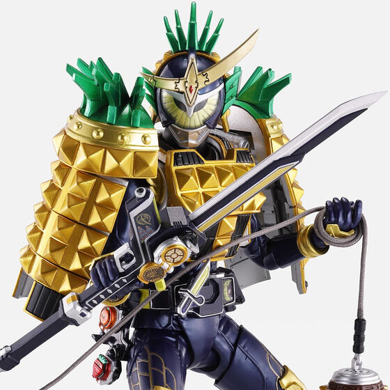 仮面ライダー鎧武 S.H.Figuarts(真骨彫製法) 仮面ライダー鎧武 アームズチェンジセット(パインアームズ&イチゴアームズ)