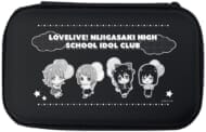 ラブライブ!虹ヶ咲学園スクールアイドル同好会 モバイルアクセサリーケース 01/かすみ&しずく&璃奈&栞子 おでかけver.(ミニキャライラスト)>